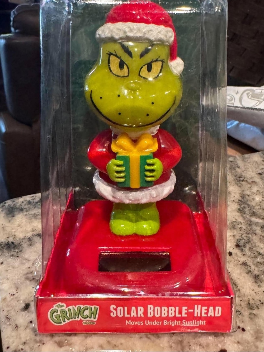 The Grinch Holiday Solar Bobble-Head – Green/Red Festive Figure